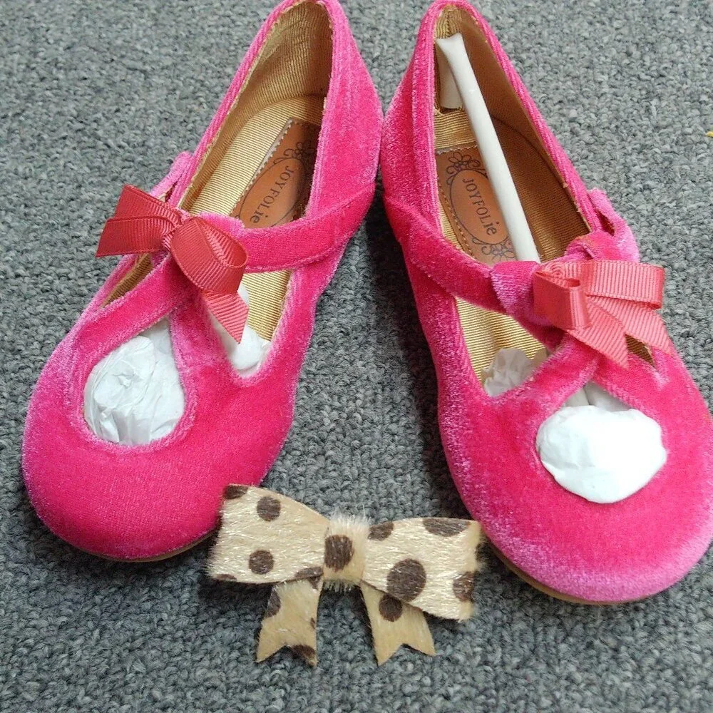 Joyfolie Shoes in pink with leopard barrette